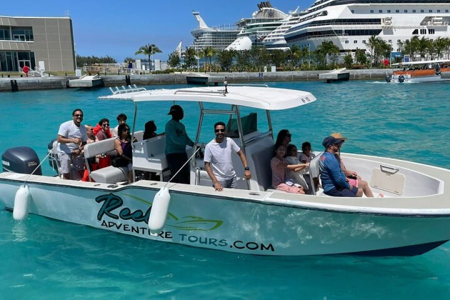 1 Hour Harbor Tour: Unlimited Punch, Celeb homes, Atlantis